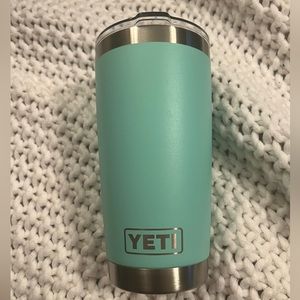 YETI 20 oz. Rambler Tumbler